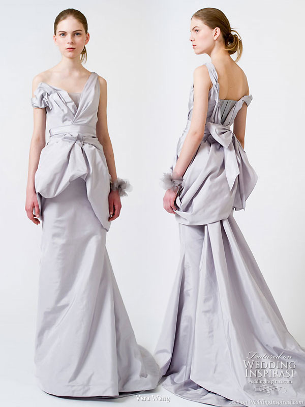 2011 Vera Wang Wedding Dress light bluegray asymmetric gown with train