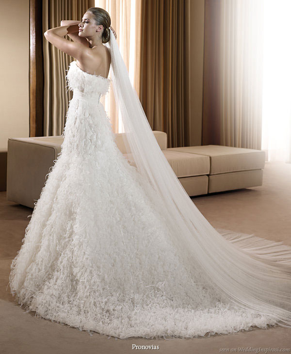 Pronovias 2011 Bridal Gown Collection Farandula strapless wedding dress in