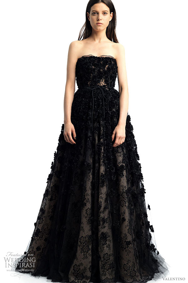Valentino 2011 Resort collection - black strapless gown