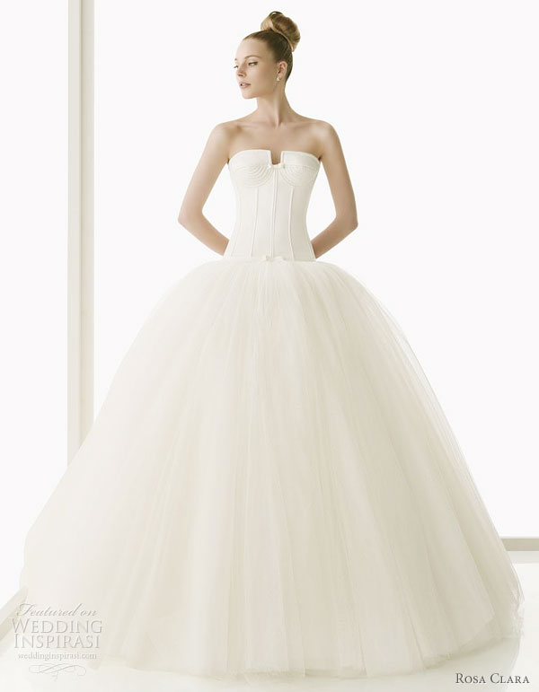 Rosa Clara 2011 bridal gown collection Erol satin and silk tulle strapless 