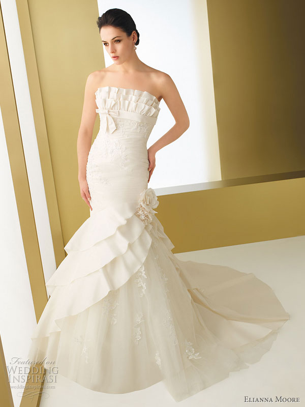 Elianna Moore wedding gown 2011 Bariza taffeta mermaid style strapless 