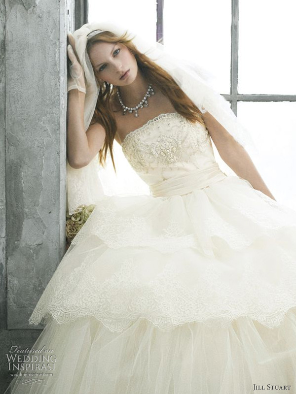 Jill Stuart wedding dress 2010 bridal collection romantic off white 