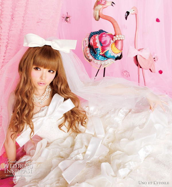 Cute and lovely wedding dresses from Japanese brand Uno et L 39etoile