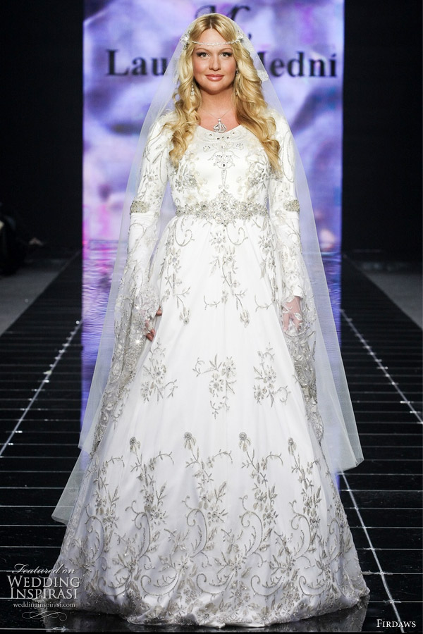 pictures of russia wedding dresses