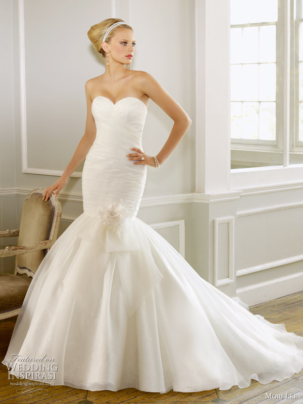 wedding dresses 2011 styles. Mermaid style wedding dress by