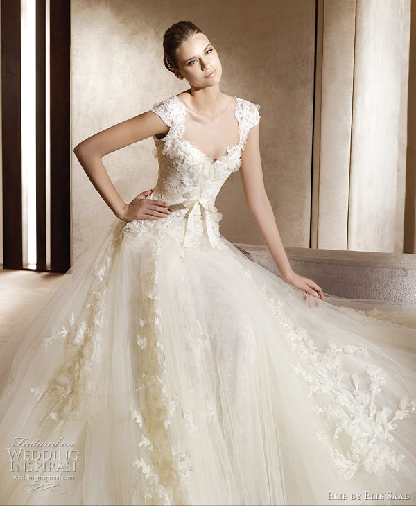 Modern Wedding Dresses Simple and Elegant