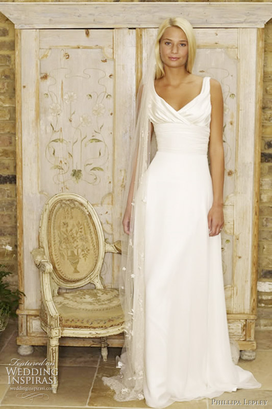 Phillipa Lepley wedding gown 2011 Renaissance Natasha