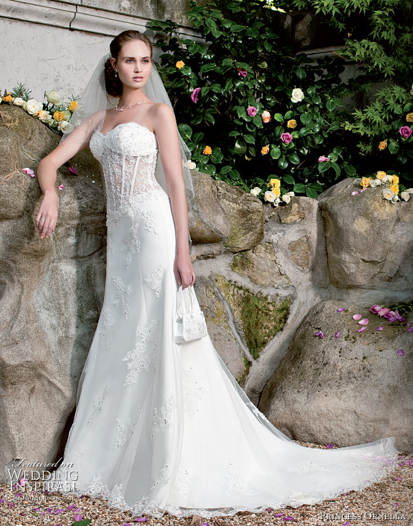 2011 corset wedding dress by Princess Ornella