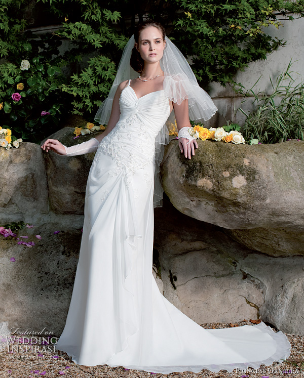 2011 strapless wedding dress by Princess Ornella bridal colleciton France