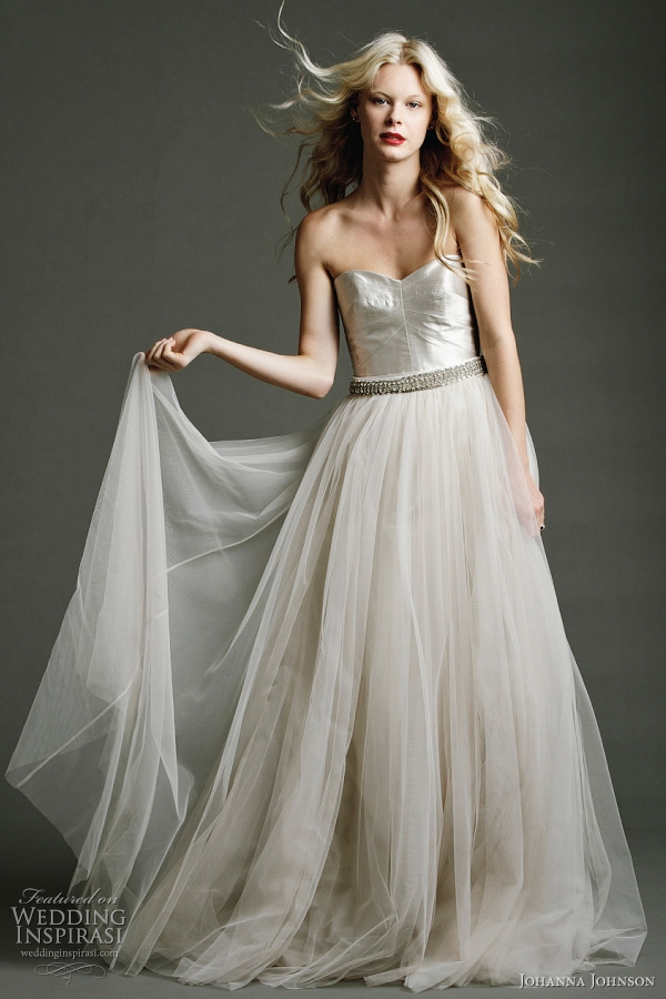 Johanna Johnson wedding dress 2011 Isadora fully panelled corset gown in