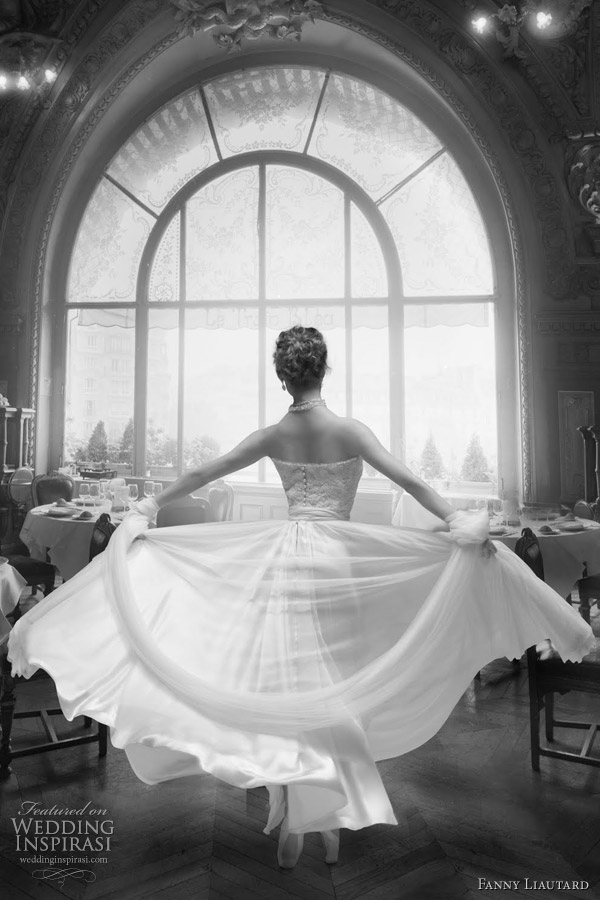 Ballerina tulle wedding dress by Fanny Liautard