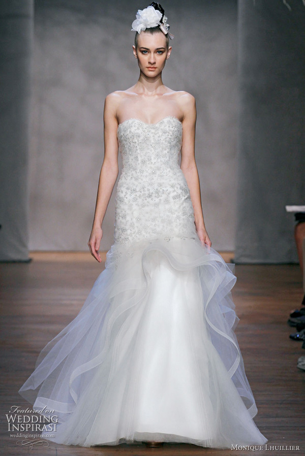 Monique Lhuillier Fall 2011 wedding dress Lumiere ivory embellished Monique Lhuillier Fall 2011 wedding dress Lumiere ivory embellished