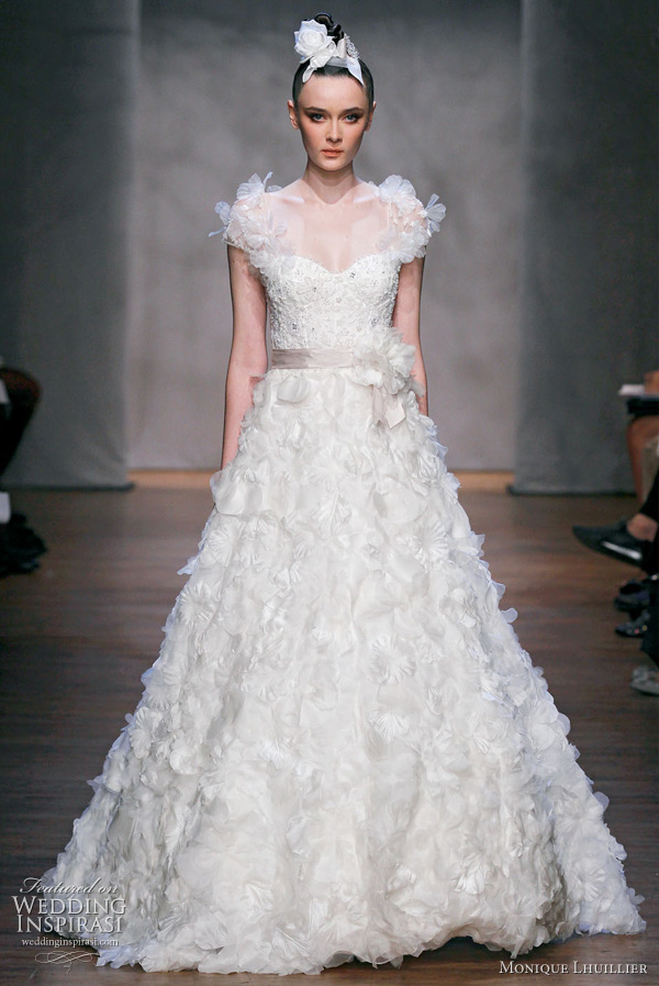 Monique Lhuillier Fall 2011 wedding dress Dandelion silk white 