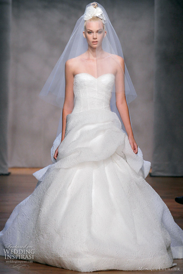 Fall 2011 Monique Lhuillier Bellflower wedding dress ivory floral textured 