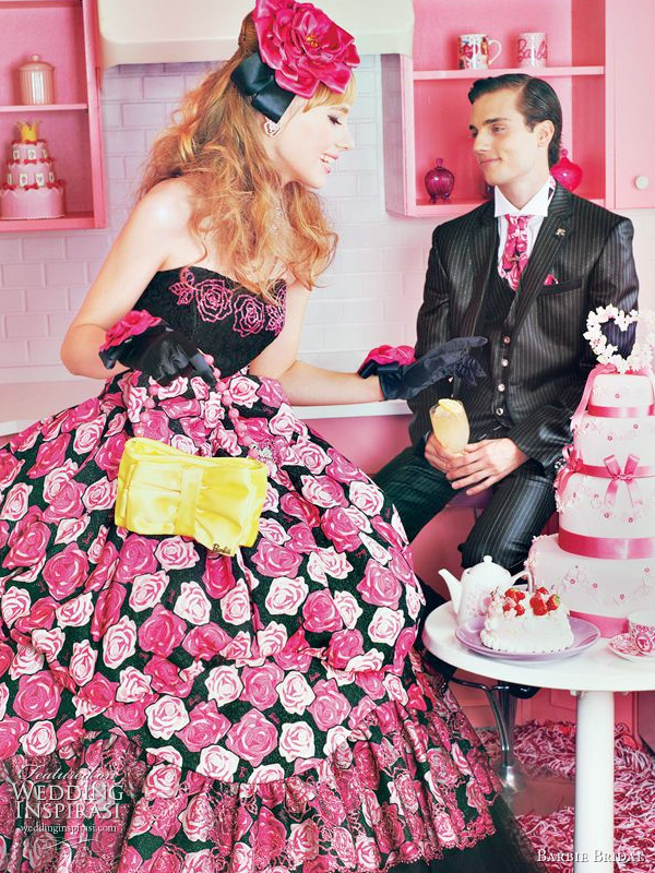Barbie 2011 bridal dress - pink and black wedding gown
