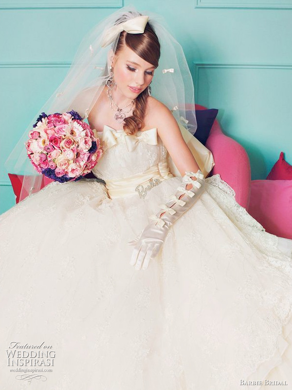  Barbie bridal 2011 wedding dress 1