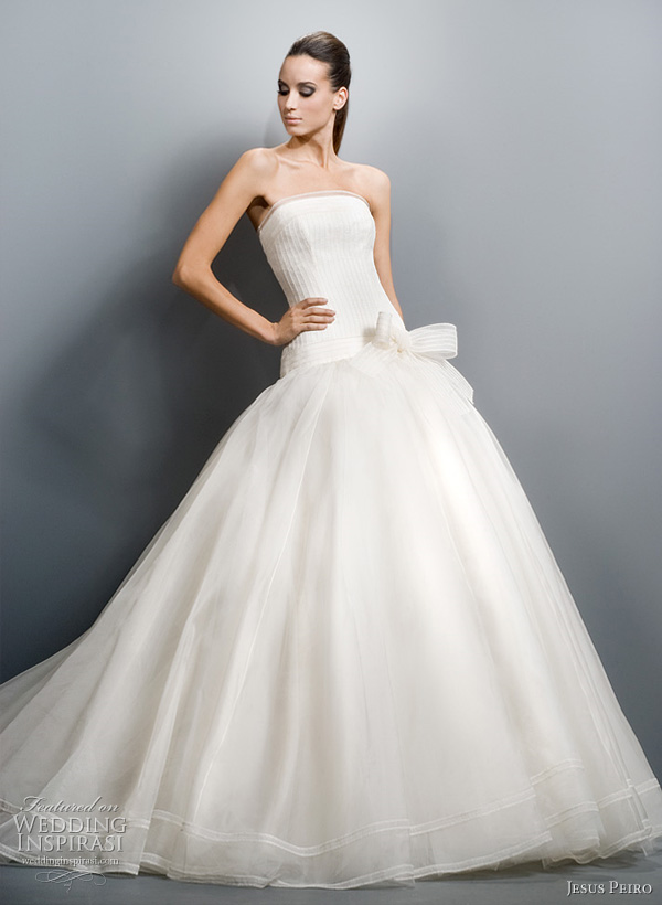 jesus peiro wedding gowns 2011 Strapless gown with ruffle tier skirt