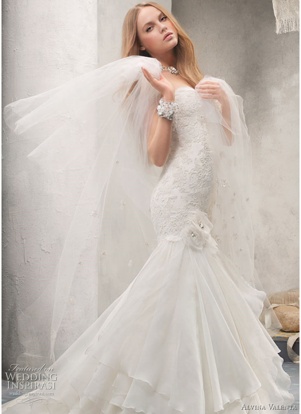 Above silk satin sweetheart neckline organza bridal gown with Alencon lace