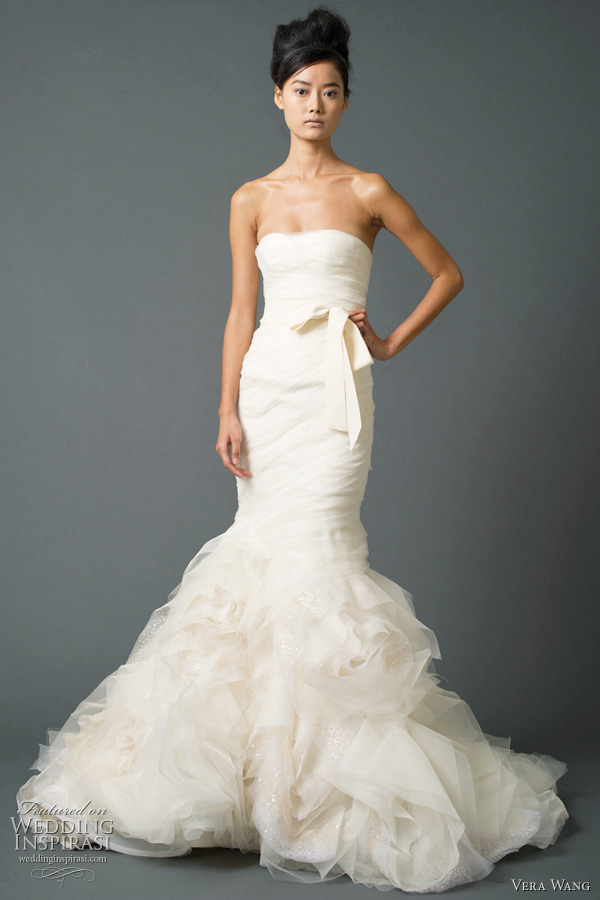 Gorgeous strapless mermaid wedding dress with bow sash vera wang fall 2011 