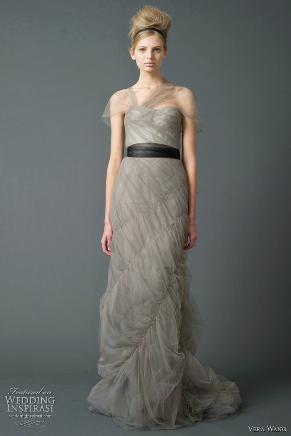 wedding dresses 2011 vera wang. vera wang wedding dresses fall