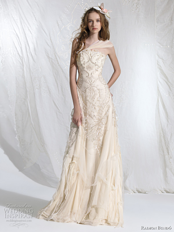 bohemian princess wedding dress 2011 Aralia bridal gown