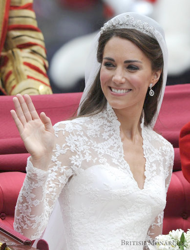 Ms Catherine Middleton's wedding look is classic elegant natural 