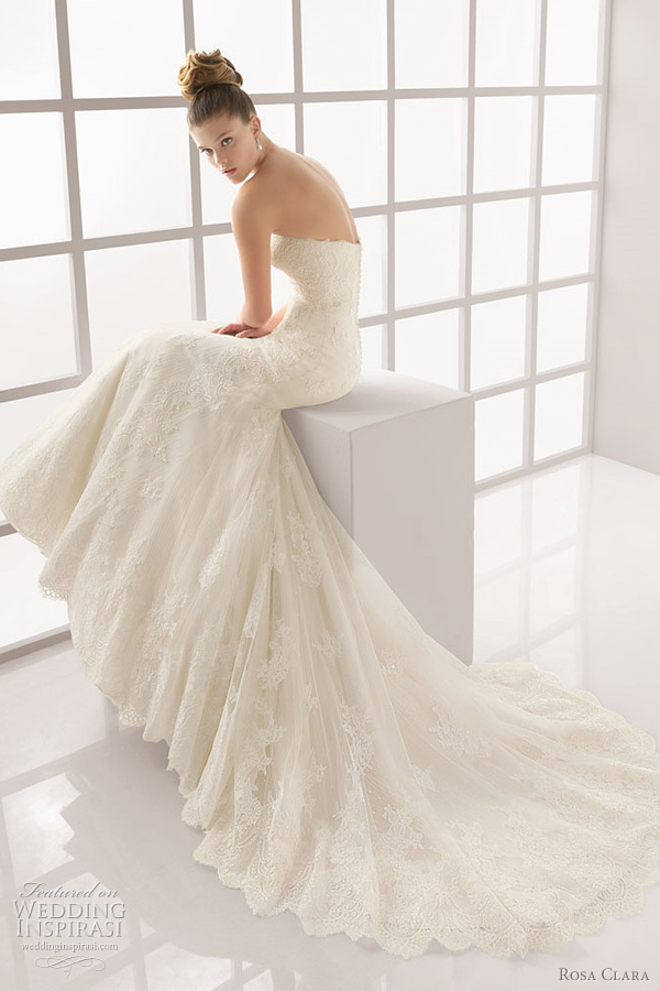 For more information on wedding dresses from Rosa Clara 2012 collection