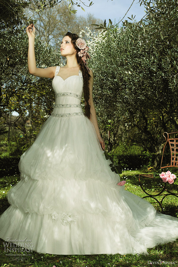 Gown with threetier bubble skirt divina sposa Gown with threetier bubble skirt divina sposa