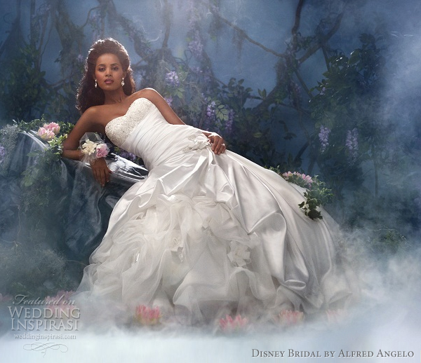 disney fairytale weddings alfred angelo 2012 Jasmine soft shimmer organza 