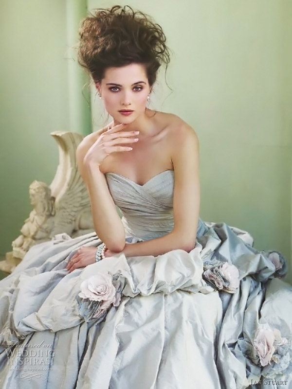 ian stuart 2012 killer queen verbier wedding dress