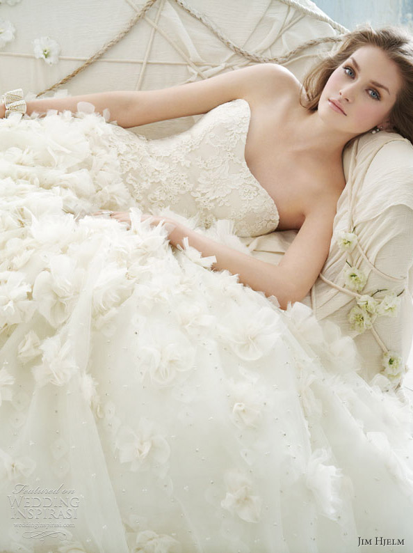Gorgeous wedding dresses from Jim Hjelm Spring 2012 bridal collection