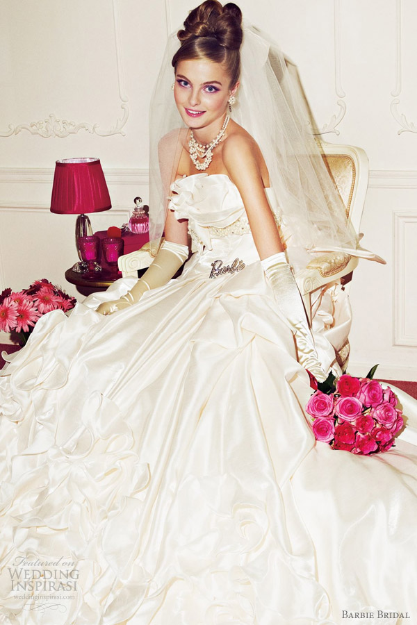 More pretty Barbie Bridal wedding gowns after the jump