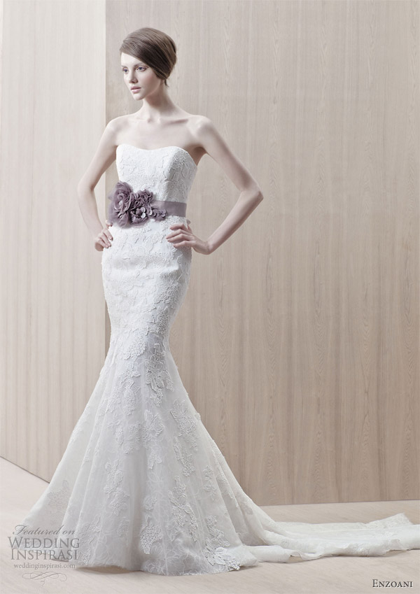 Gala mermaid gown featuring lace overlay silhouette with a soft sweetheart 