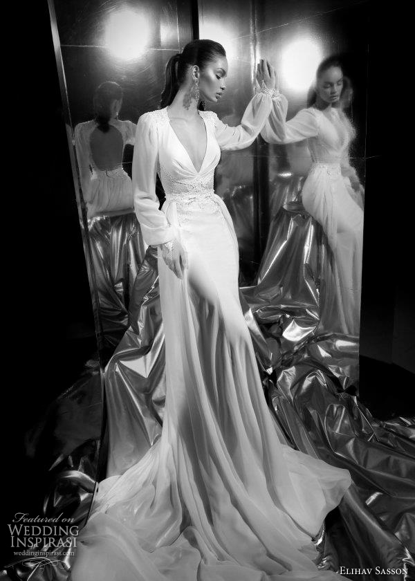 Long sleeve gown with plunging Long sleeve gown with plunging