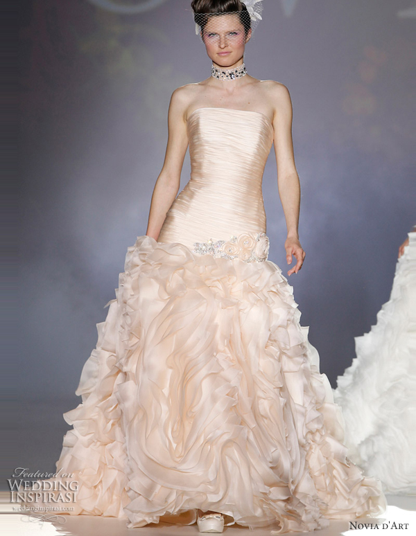 Beautiful wedding dresses from Novia d'Art 2012 bridal collection