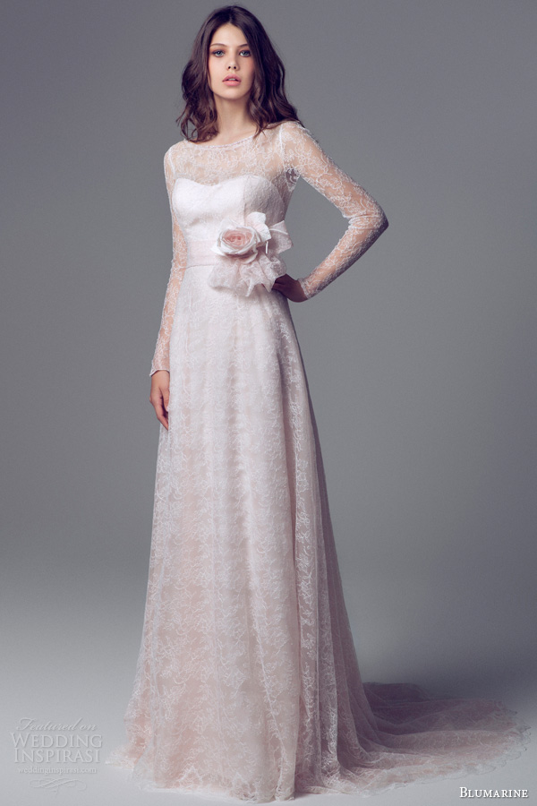 blumarine 2014 pink lace long sleeve wedding dress illusion neckline Venčanice: Cvet kao detalj
