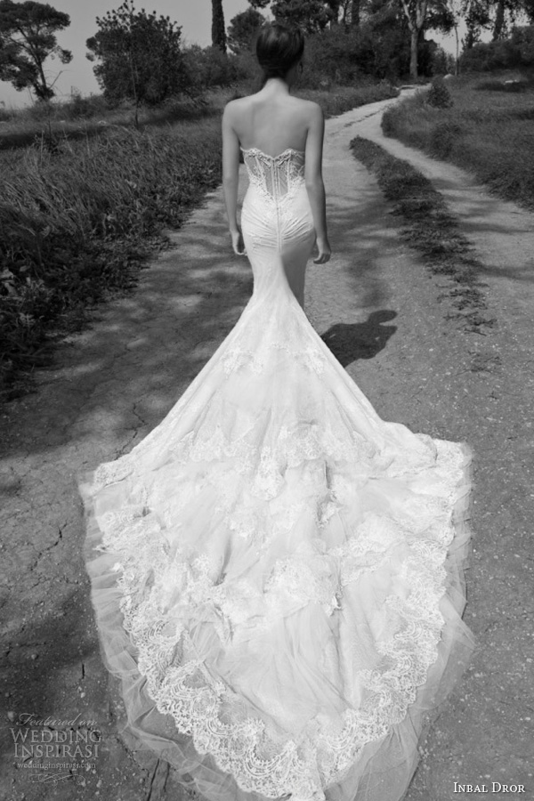 More gorgeous Inbal Dror wedding dresses on the next page.