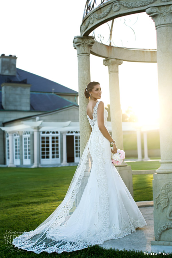 stella-york-bridal-2014-sleeveless-wedding-dress-style-5786.jpg