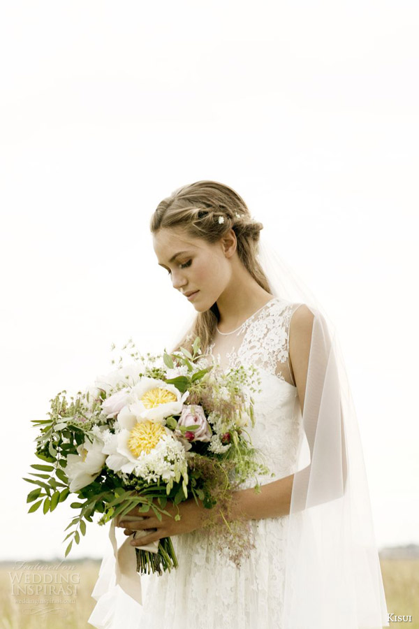 kisui 2016 oui bridal collection camille illusion cap sleeve wedding dress photo shoot close up bodice