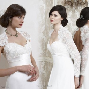 Classic lace sleece wedding dress from Sassi Holford