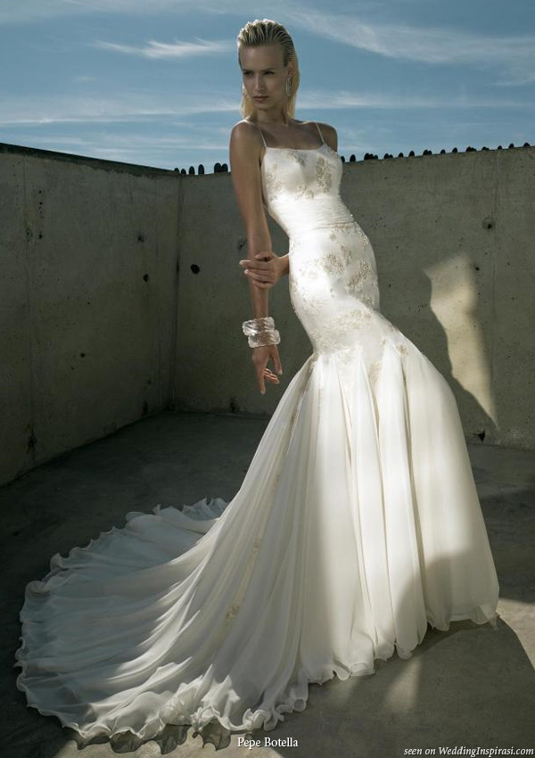 Spaghetti strap wedding dress from Pepe Botella Novias