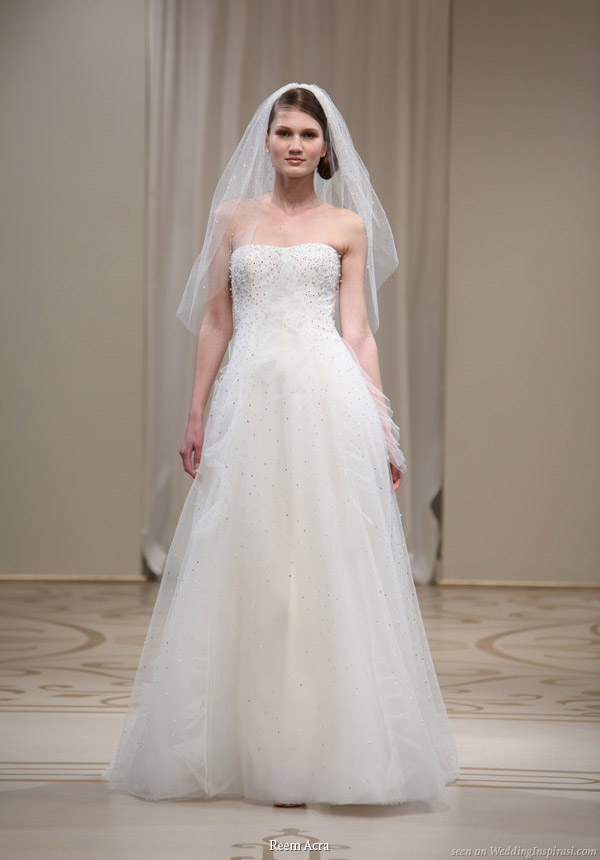 Snow White a-line wedding gown 