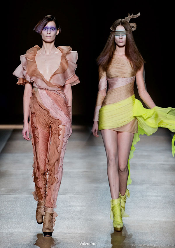 Valentino Haute Couture Spring Summer 2010 collection - ruffle brown pink pantsuit and short asymmetrical dress (last seen on Dree Hemingway amfAR’s Cinema Against AIDS Gala) Valentino Haute Couture Spring Summer 2010 collection - ruffle brown pink pantsuit and short asymmetrical dress (last seen on Dree Hemingway amfAR’s Cinema Against AIDS Gala)