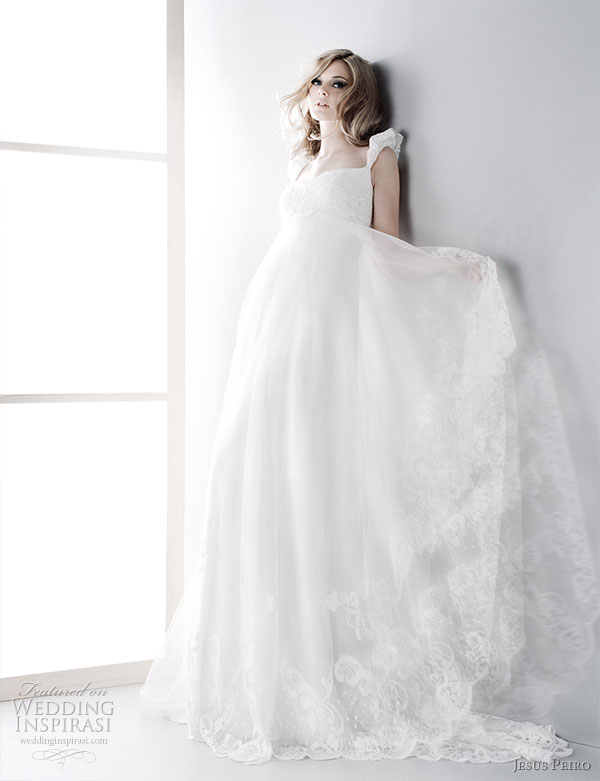 Jesus Peiro 2010 bridal gown collection - beautiful wedding dress with straps