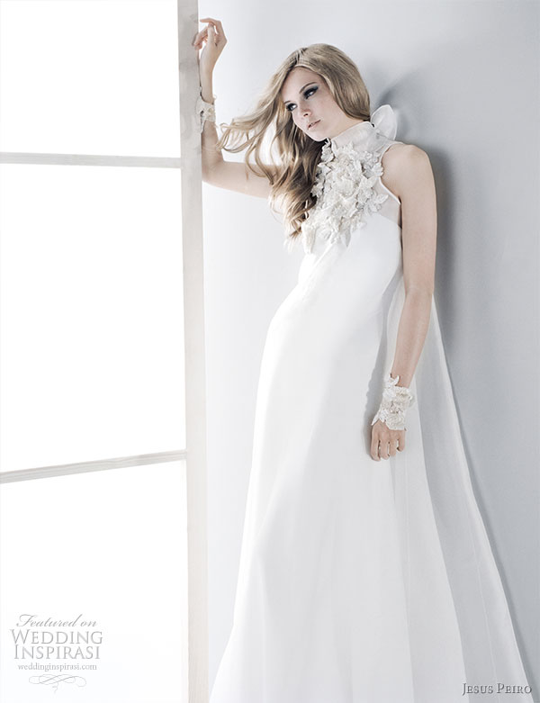 Jesus Peiro 2010 bridal gown collection - beautiful wedding dress with decorated high neck 