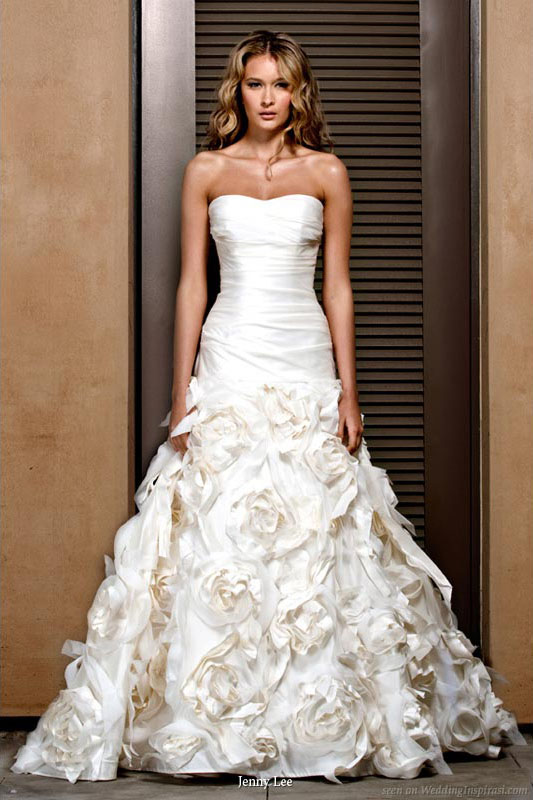 jenny_lee_2011_strapless_wedding_gown