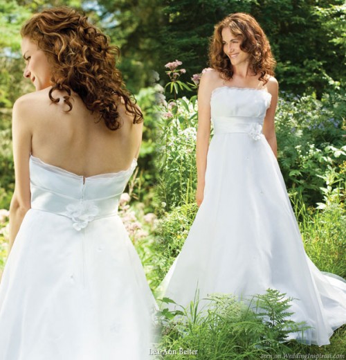 Lea-Ann Belter 2010 Wedding Dress Collection | Wedding Inspirasi
