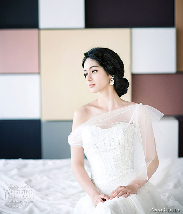 Anna Greeda 2010 gown collection - beautiful wedding dress from the Korean bridal house