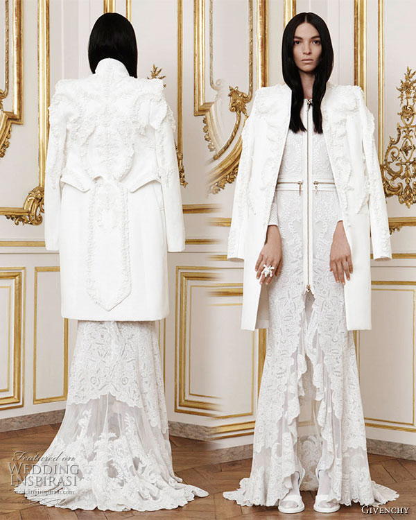 Givenchy Fall Winter 2010/2011 Haute Couture, designed by Riccardo  Tisci - Calacas: long dress in bone white tulle embroidered with a lace  design in silk thread worn with a jacket in matching cotton double  duchess embroidered with three dimensional 'porcelain' coated lace  motifs