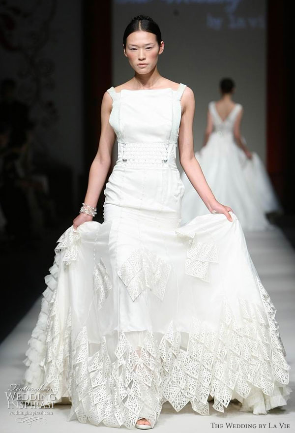 The Wedding by La Vie at Shanghai Fashion Week, couture wedding dress designed by Jenny Ji